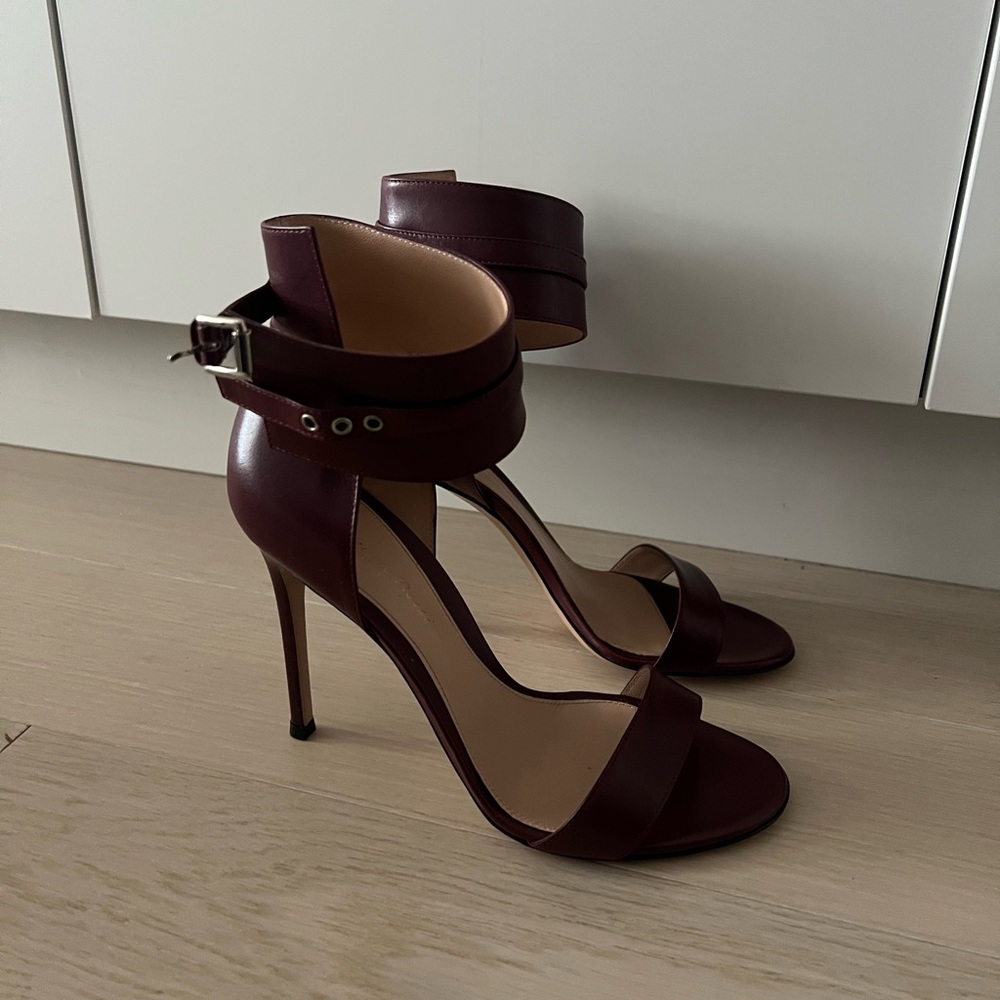 Gianvito Rossi sandal heels 37.5